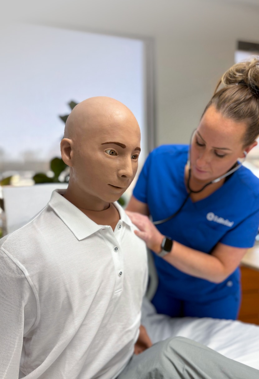 Manikins<br> & Skills Trainers